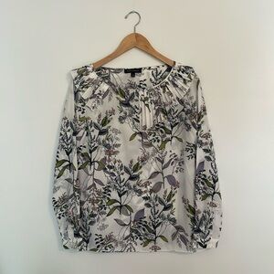 Banana Republic Ruffle Long Sleeved Blouse